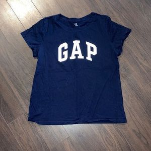 GAP tee